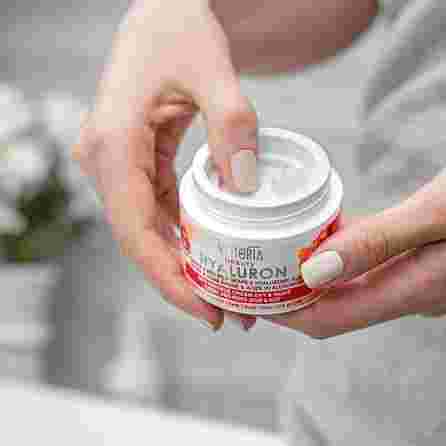 VICTORIA BEAUTY Hyaluron Anti-Wrinkle With Caviarm, Red Grape Extracts face cream, 50 ml