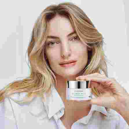 CLINIC WAY  Regenerating-Moisturising nakts sejas krēms, 50 ml