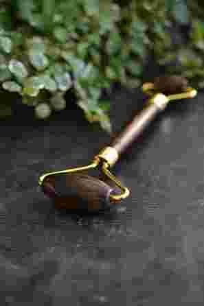 CRYSTALLOVE Tiger eye роликовый  массажёр, 1 шт.