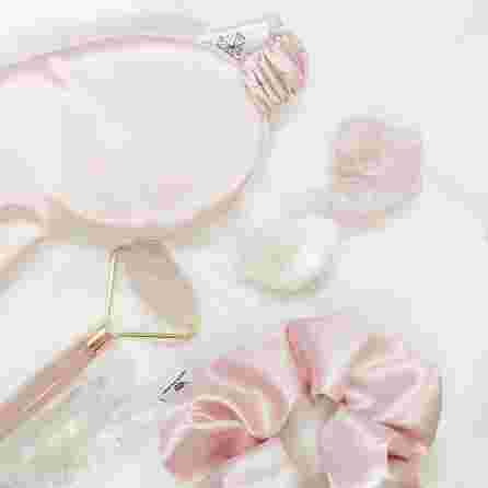 CRYSTALLOVE Rose Quartz 3D роликовый  массажёр, 1 шт.