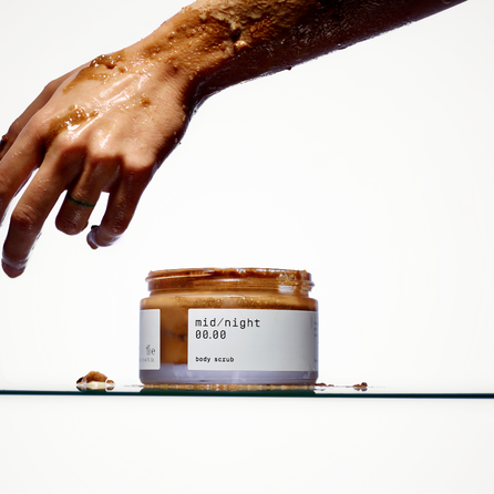 MIDNIGHT 00.14 scrub, 200 ml