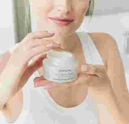 CLINIC WAY  Moisturizing-Soothing SPF 20 дневной крем для лица, 50 мл