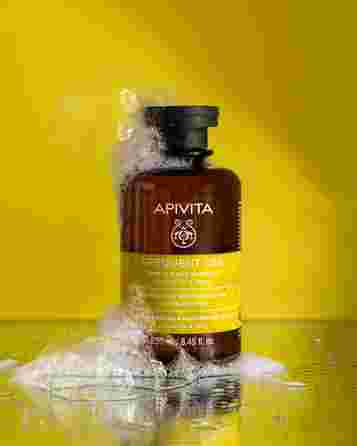 APIVITA Chamomile & Honey šampūns, 250 ml