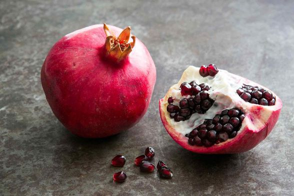 HEALTH&BEAUTY Dead Sea Minerals Pomegranates Extract dušas krēms, 780 ml