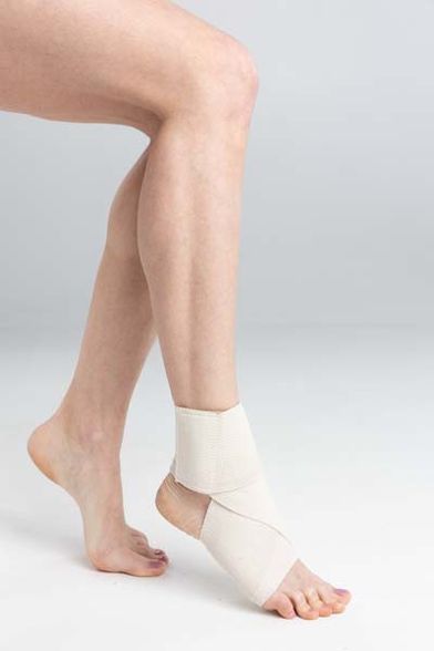 LAUMA MEDICAL S/M elastic ankle support bandage, 1 pcs.