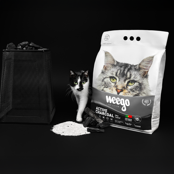 WEEGO Charcoal cementējošās smiltis kaķiem, 5 L - 3