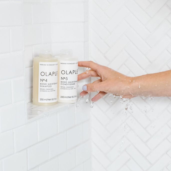 OLAPLEX Nr. 4 Bond Maintenance šampūns, 250 ml - 3