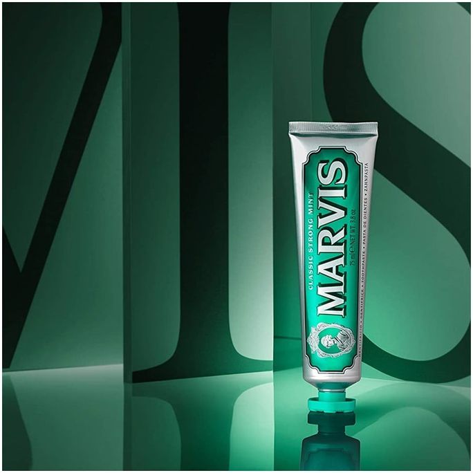 MARVIS Classic Strong Mint zobu pasta, 85 ml - 3