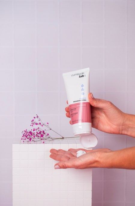 CUMLAUDE Lubripiu Intimate Hygiene mazgāšanās krēms, 200 ml - 2