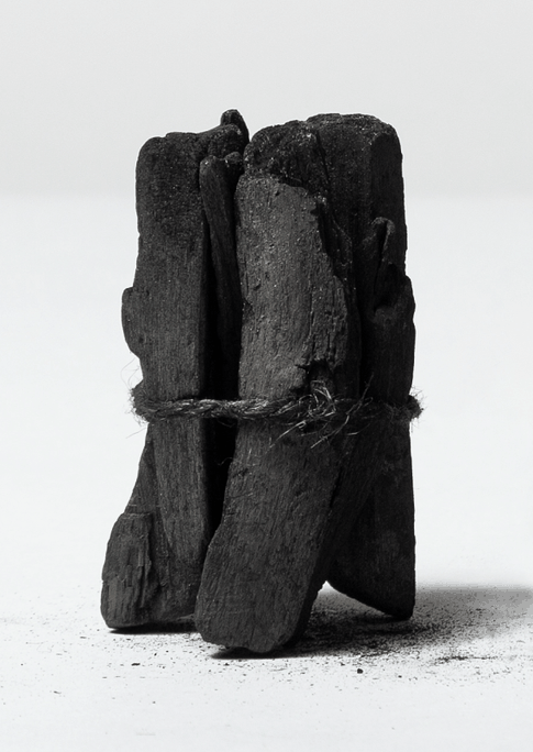 ECODENTA With Black Charcoal mutes skalojamais līdzeklis, 500 ml - 2