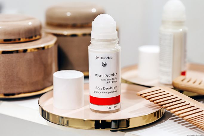 DR.HAUSCHKA Rose dezodorants rullītis, 50 ml - 2