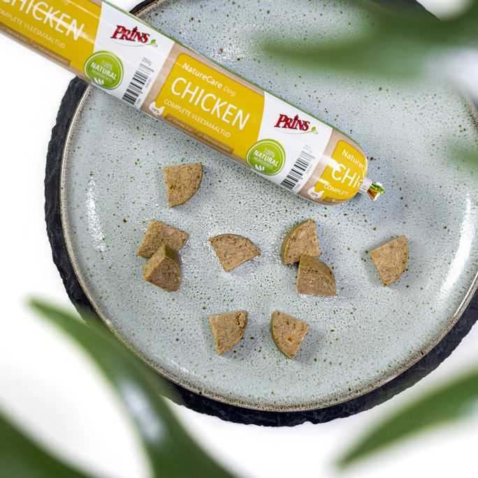 PRINS NatureCare Dog Chicken mitrā barība, 250 g - 2