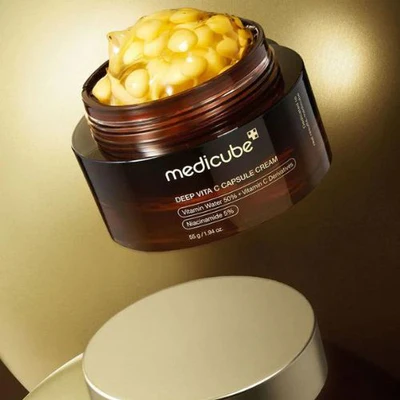 MEDICUBE Deep Vita C Capsule sejas krēms, 55 g - 2