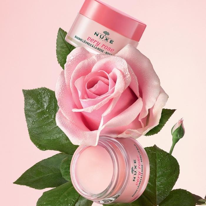 NUXE Very Rose lūpu balzams, 15 g - 2